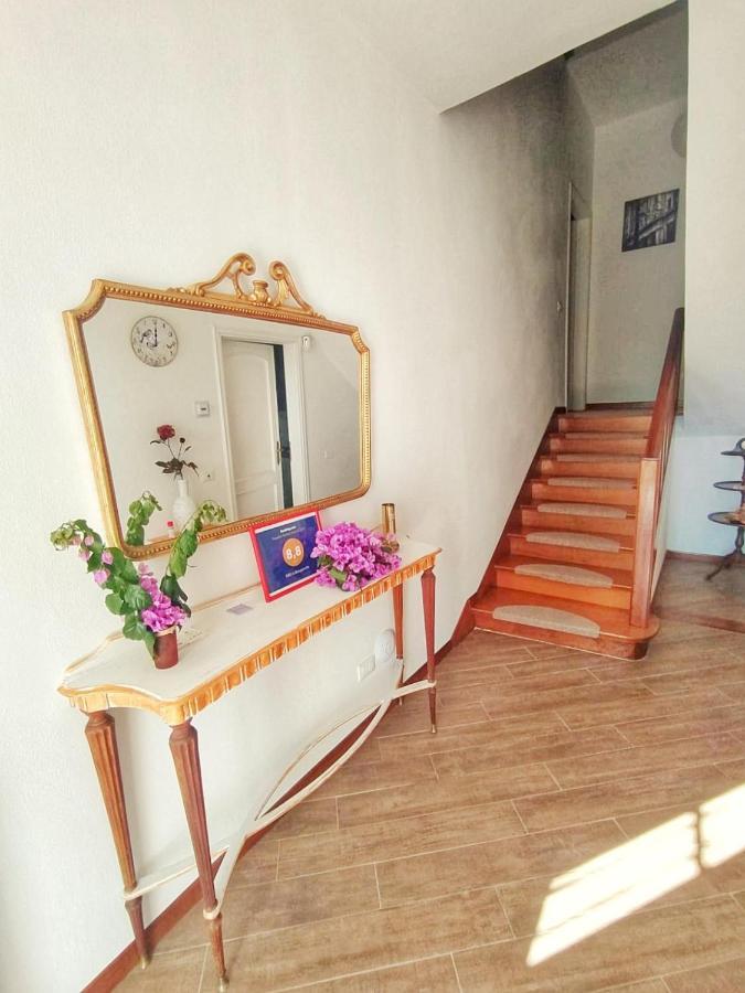 B&B Villa La Bouganville Camaiore Exterior photo