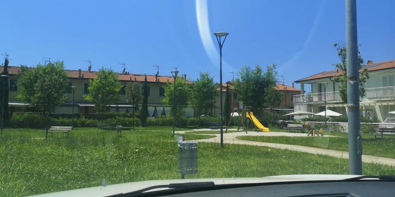 B&B Villa La Bouganville Camaiore Exterior photo