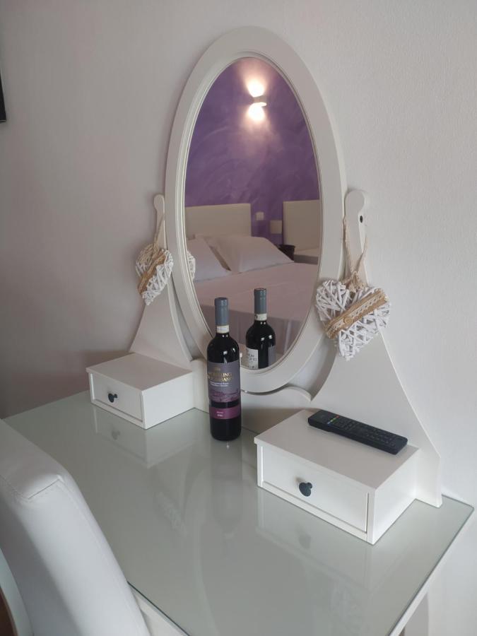 B&B Villa La Bouganville Camaiore Exterior photo