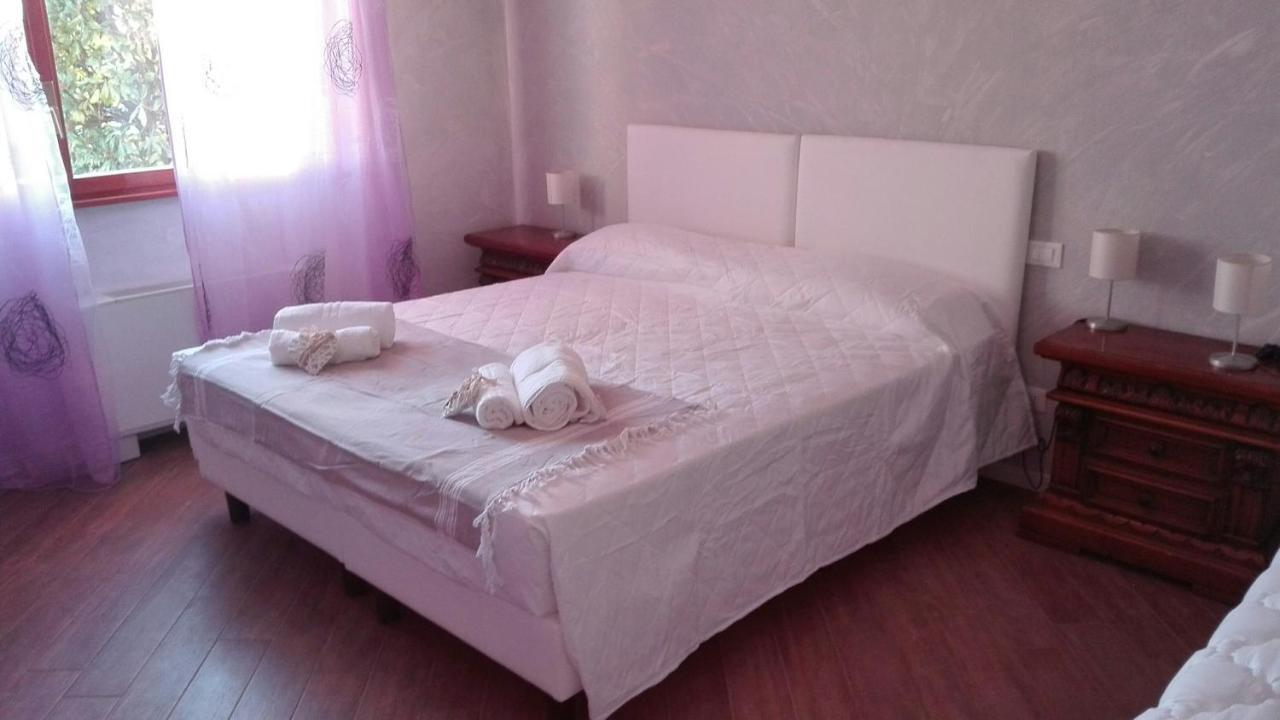 B&B Villa La Bouganville Camaiore Exterior photo